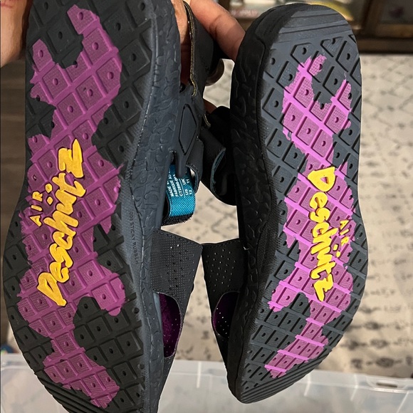 Nike Deschütz Air Black Adjustable Sandals - Picture 4 of 4